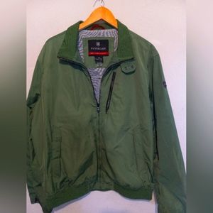 Victorinox adult Windbreaker Jacket Size XL Large Color green